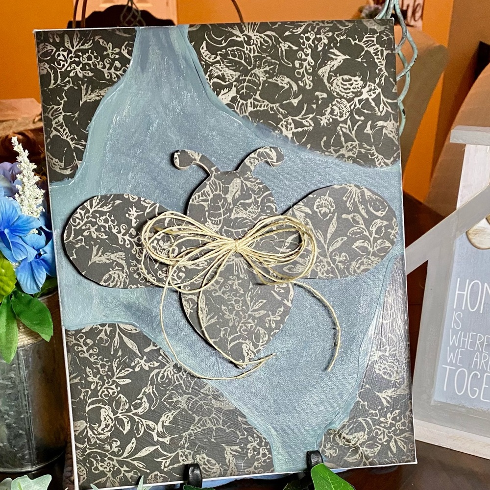 Bee-utiful Canvas
